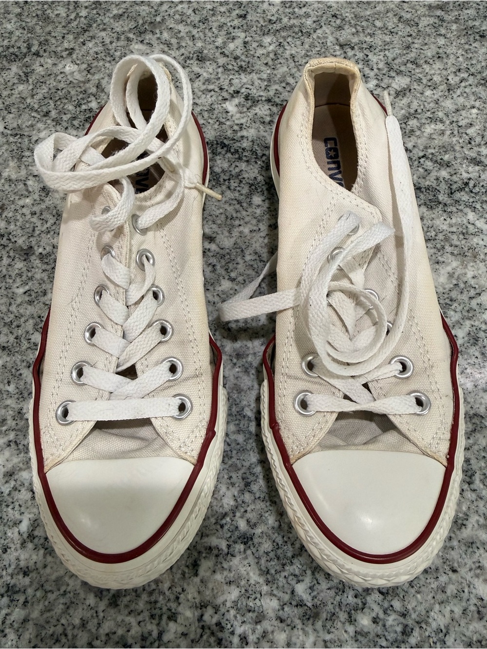 Converse Canvas Low-Top Sneakers in Off-White with Red Trim Size 7